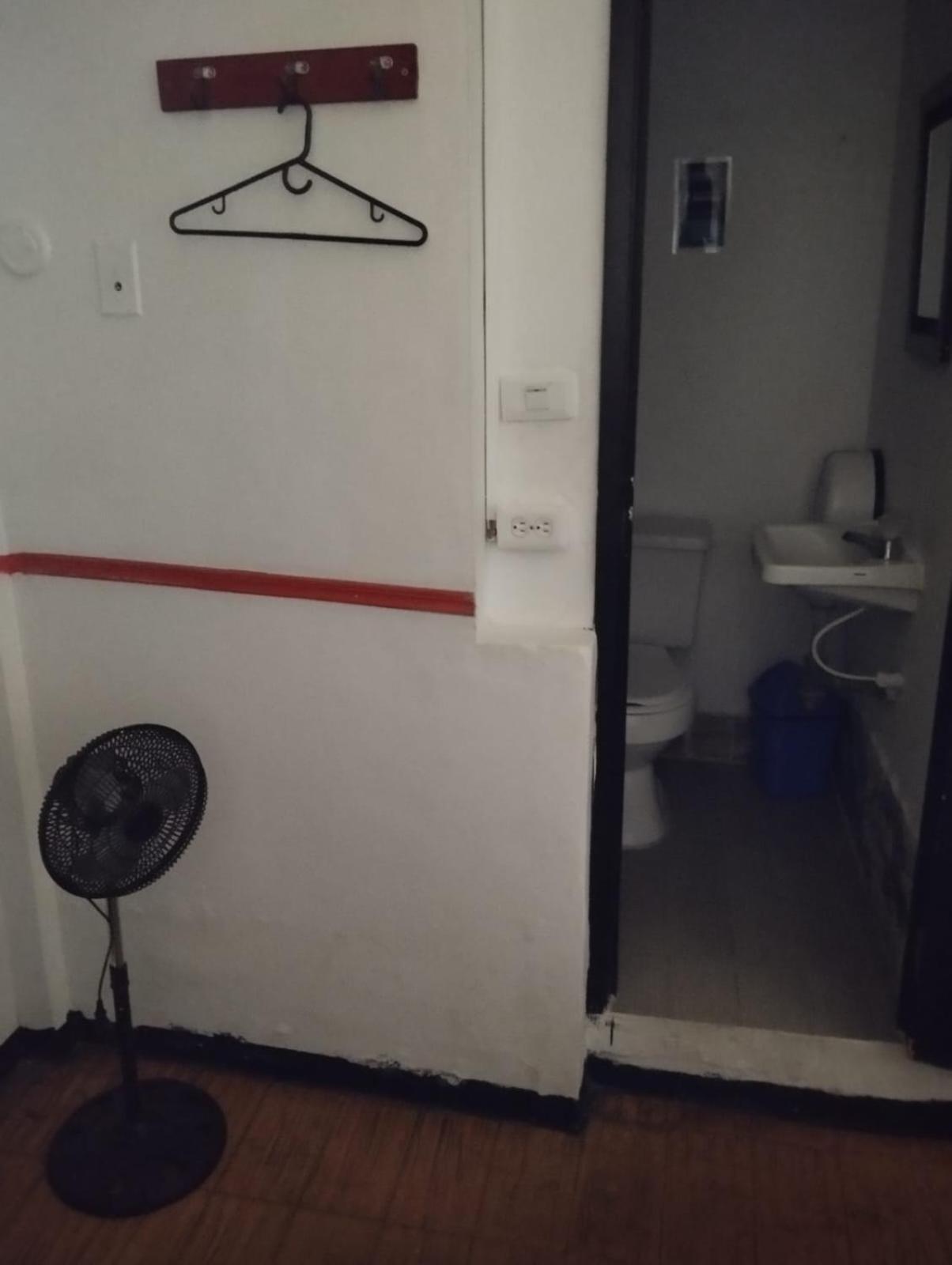 Hotel Colonial Armenia Ro エクステリア 写真