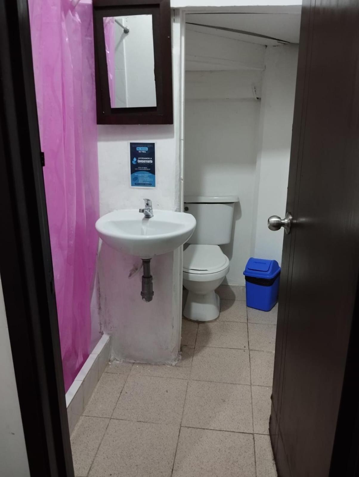 Hotel Colonial Armenia Ro エクステリア 写真