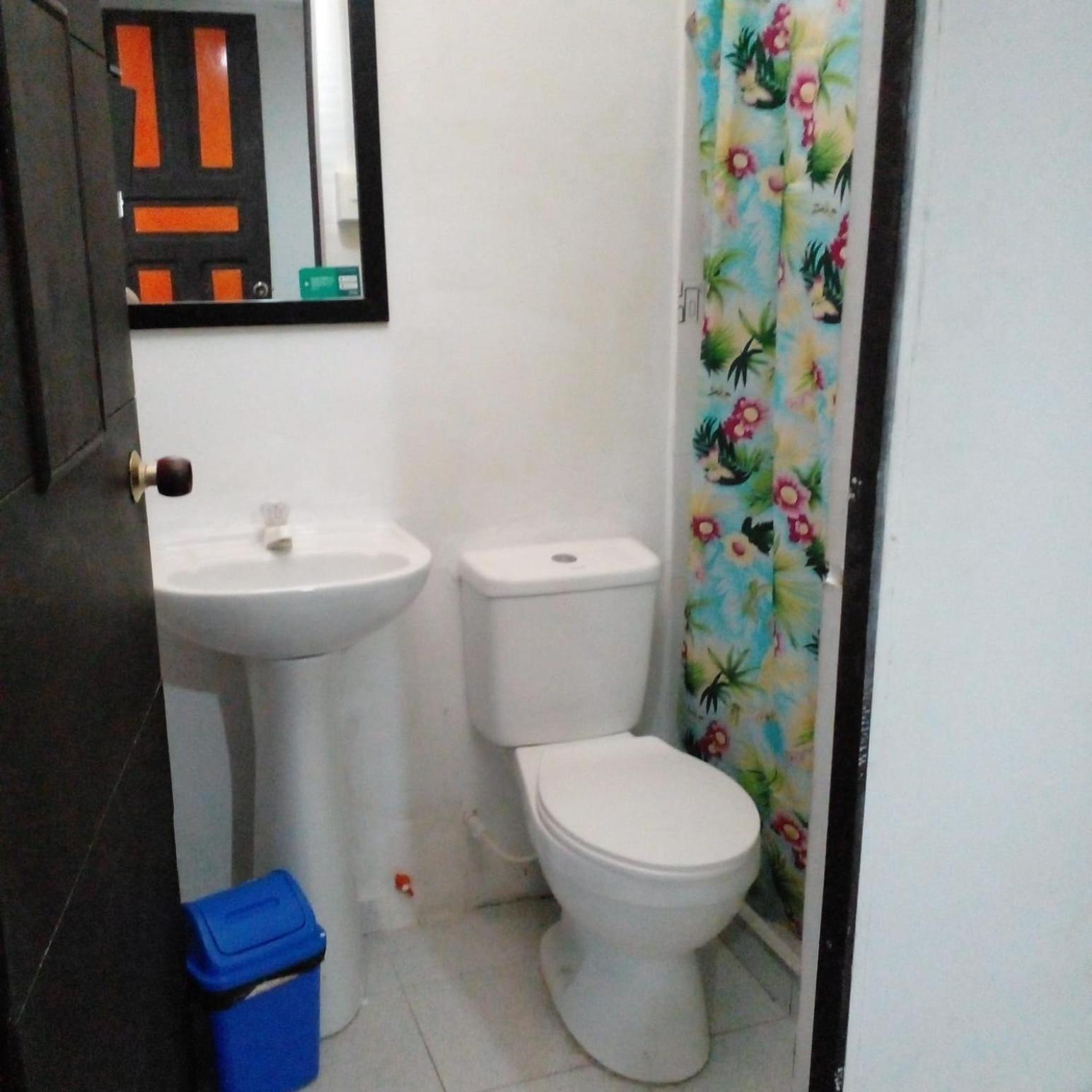 Hotel Colonial Armenia Ro エクステリア 写真